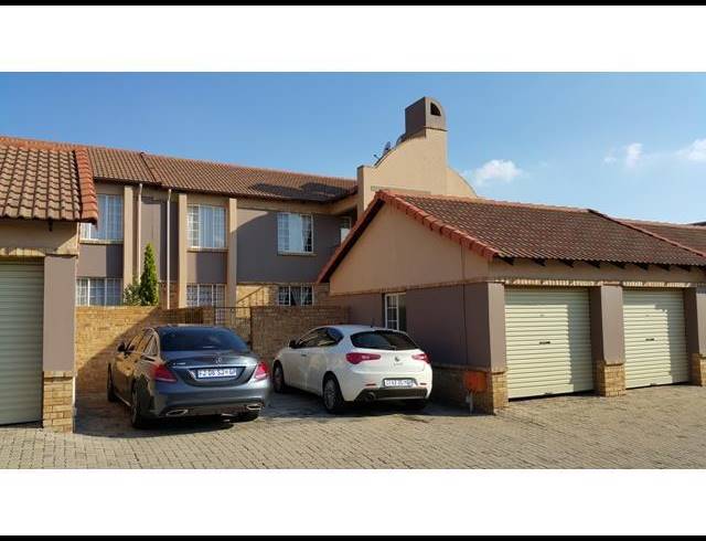 3 BEDROOM APARTMENT TO LET IN NOORDWYK